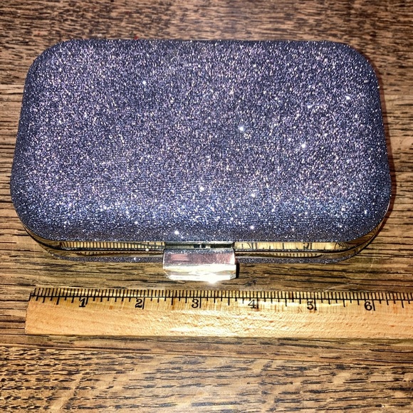 RSVP silver evening clutch or shoulder bag, hard case, see pics for size $20 - Picture 4 of 7